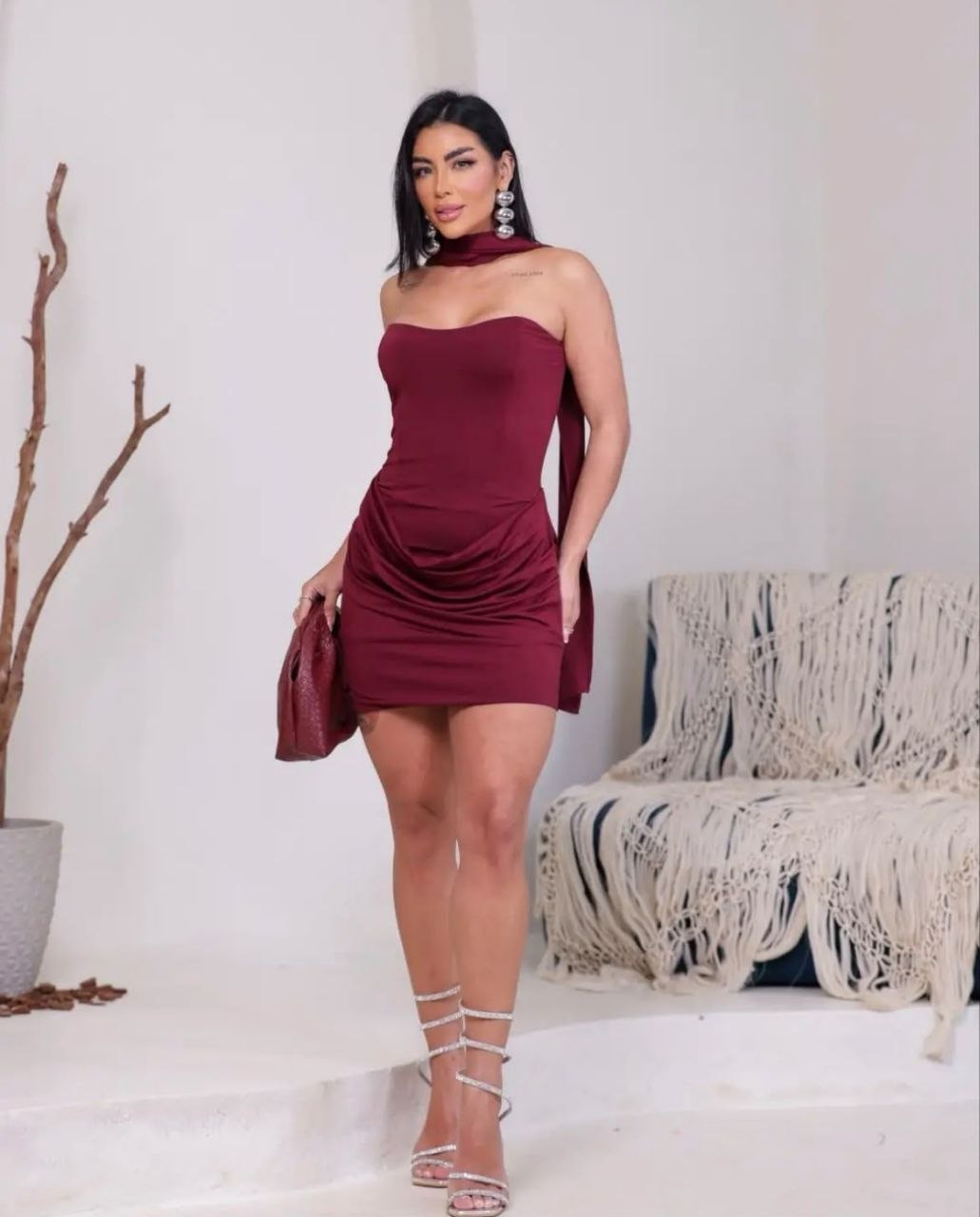 Vestido Curto Vinho com Drapeado